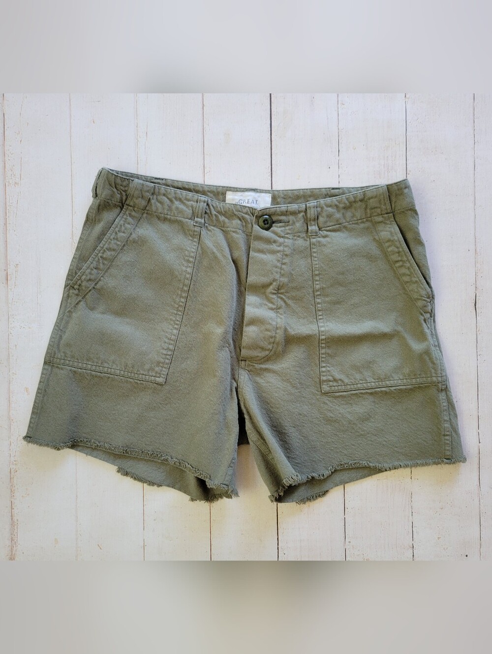 The Great Utility Shorts Army Green 4.5” Inseam Women's 30 Adjustable Buttons